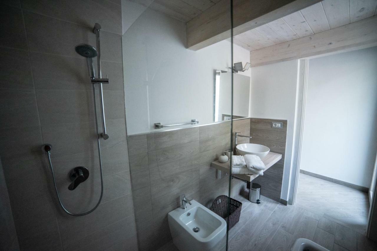 Bed and Breakfast Memento Ossi Exteriér fotografie